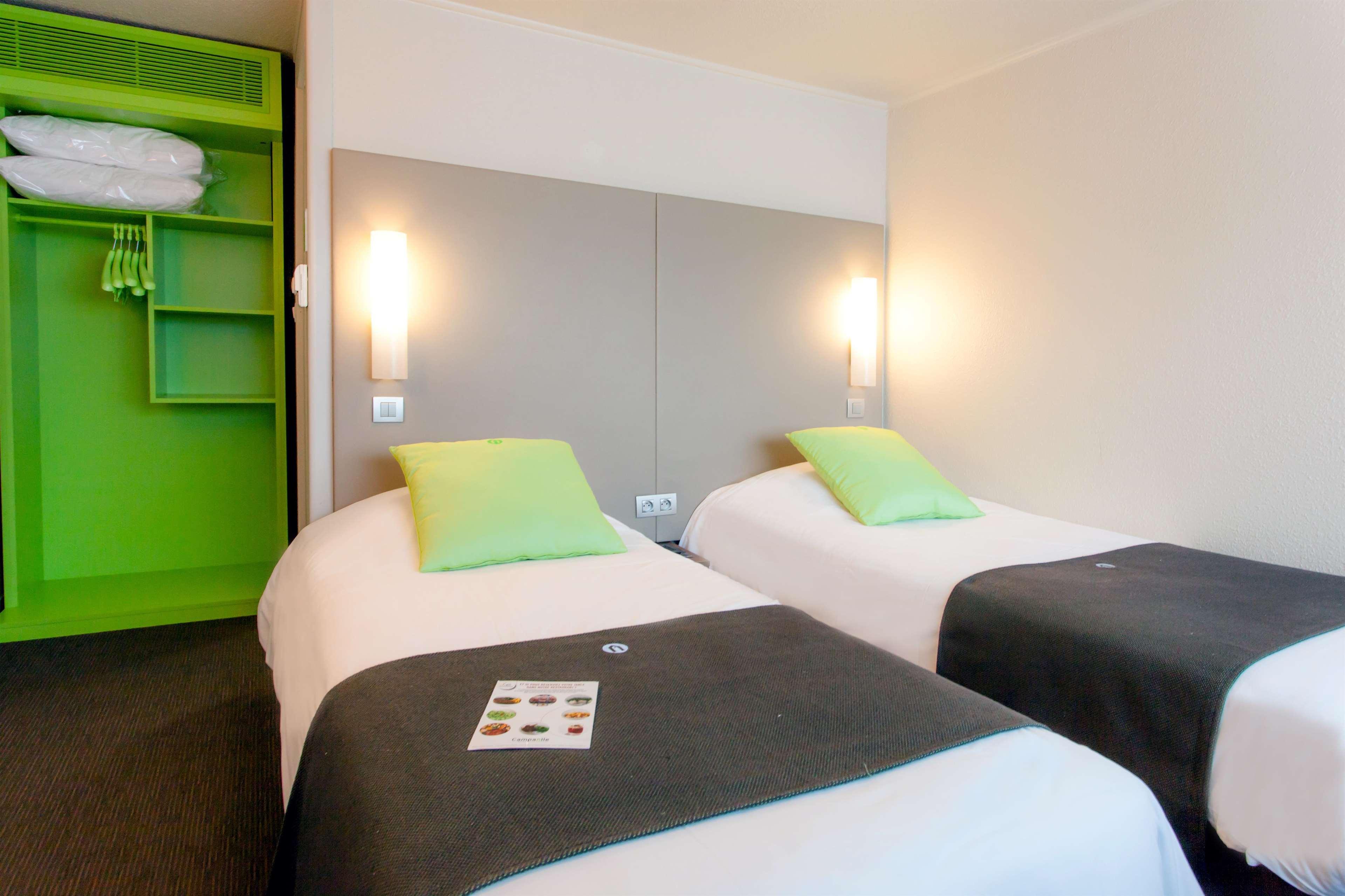 Campanile Saint-Malo ~ Saint-Jouan-Des-Guerets Hotel Bagian luar foto